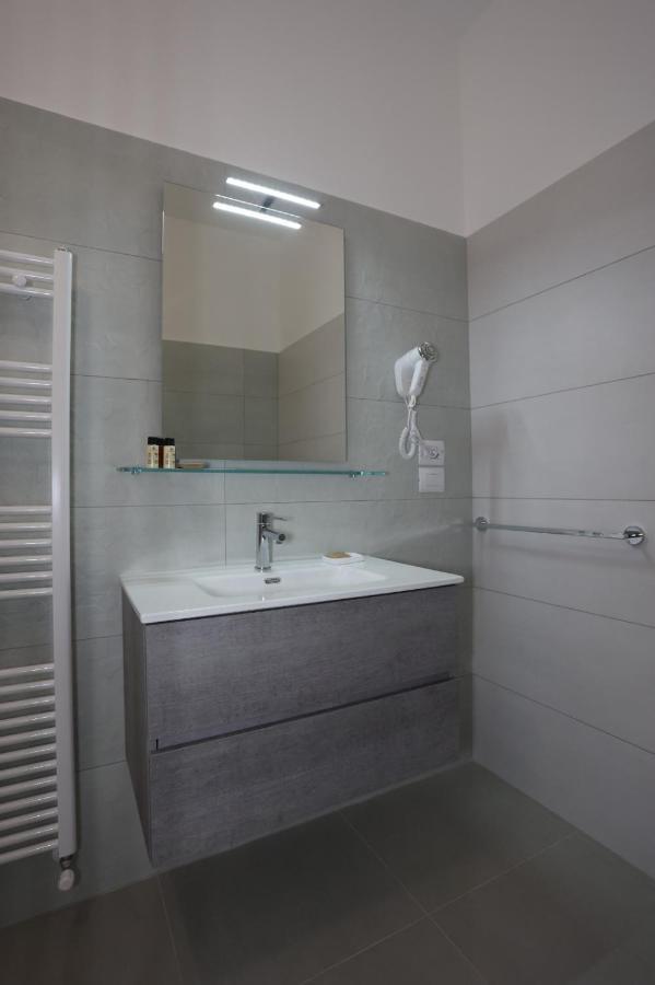 Civico 49 Bed&Breakfast Lecce Bagian luar foto