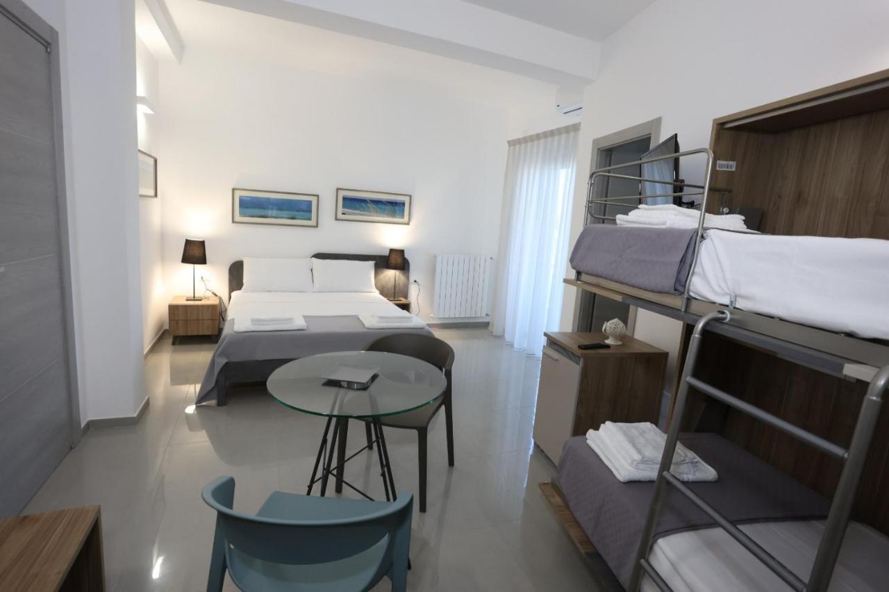 Civico 49 Bed&Breakfast Lecce Bagian luar foto