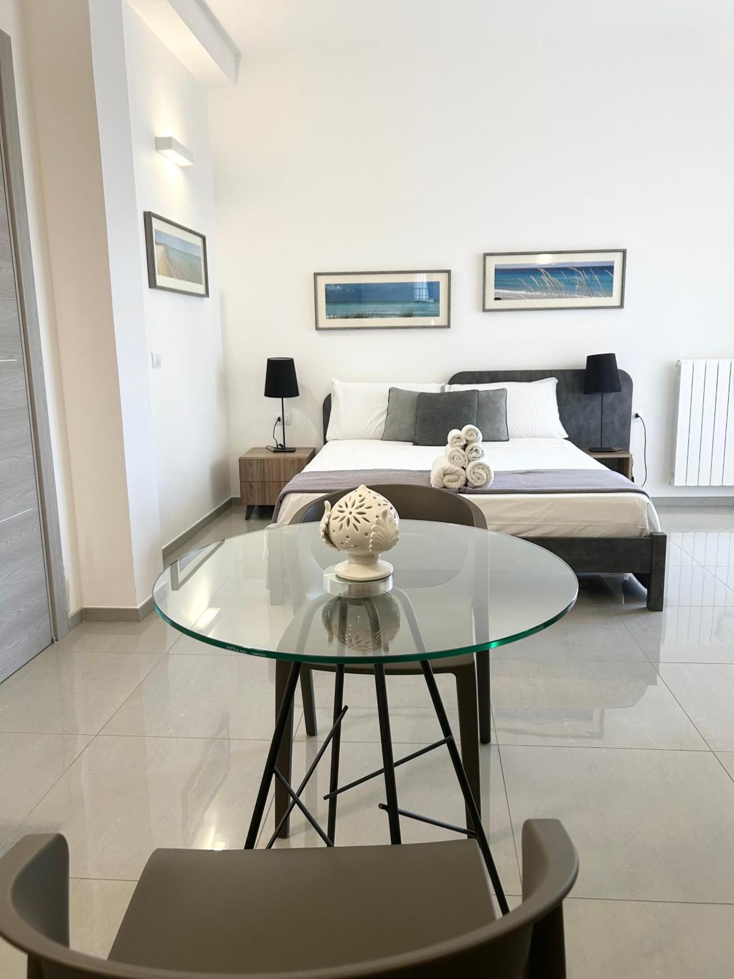 Civico 49 Bed&Breakfast Lecce Bagian luar foto